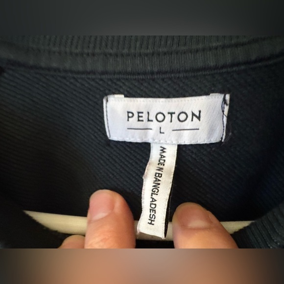 PELOTON Ombre Classic Crewneck Sweatshirt Size L - Picture 9 of 11